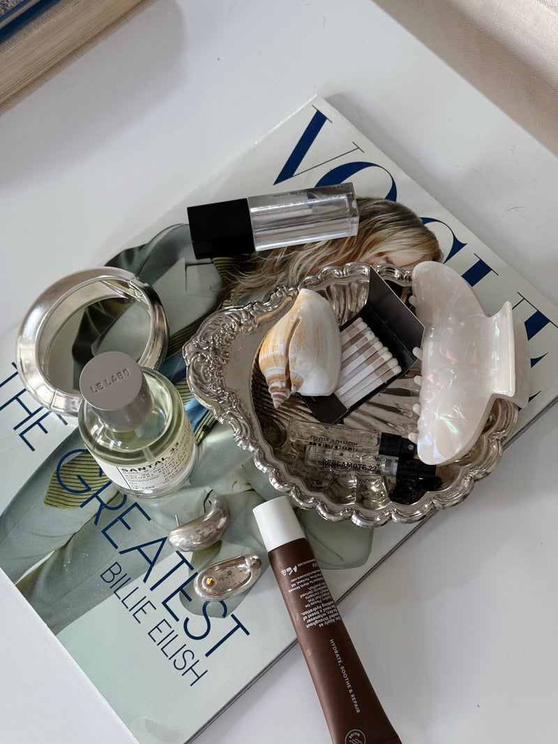 How to Keep Your Skin Smelling Good All Day Without Drowning in Perfume